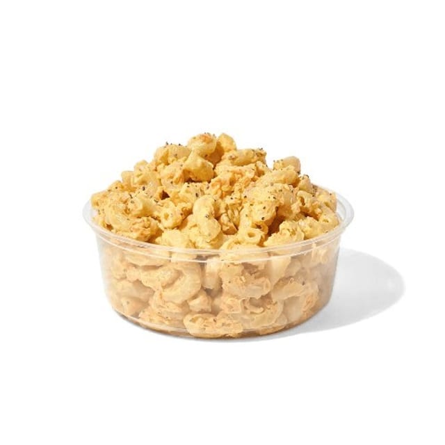 1/4 lb Mac Salad.