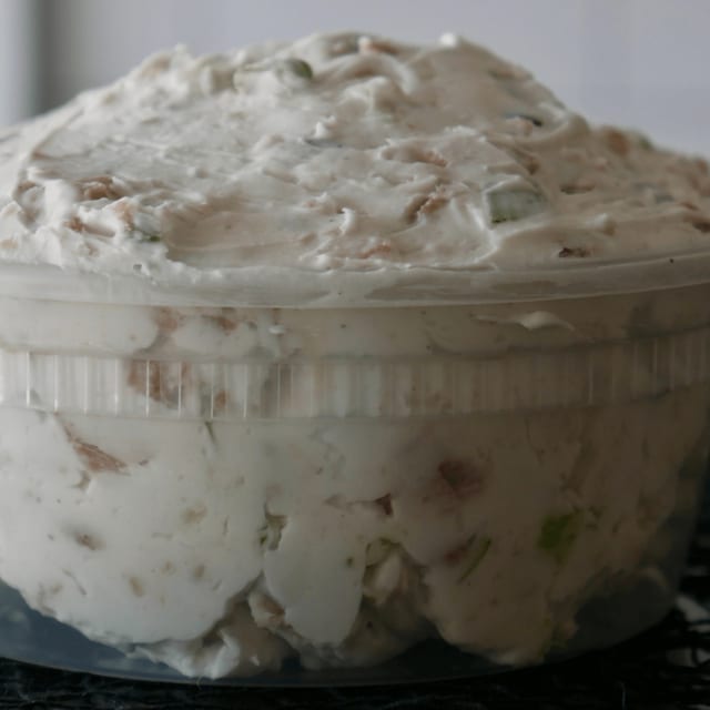 8 Oz Bacon - Scallion Cream Cheese.