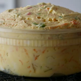8 oz Veggie Cream Cheese