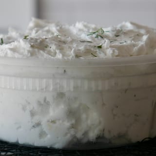 8 oz Lemon-Dill Cream Cheese 🍋